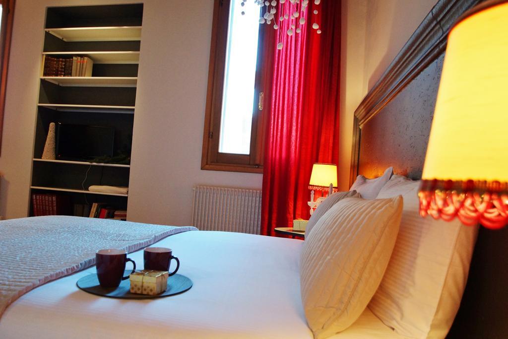 Avogari B&B Treviso Ruang foto